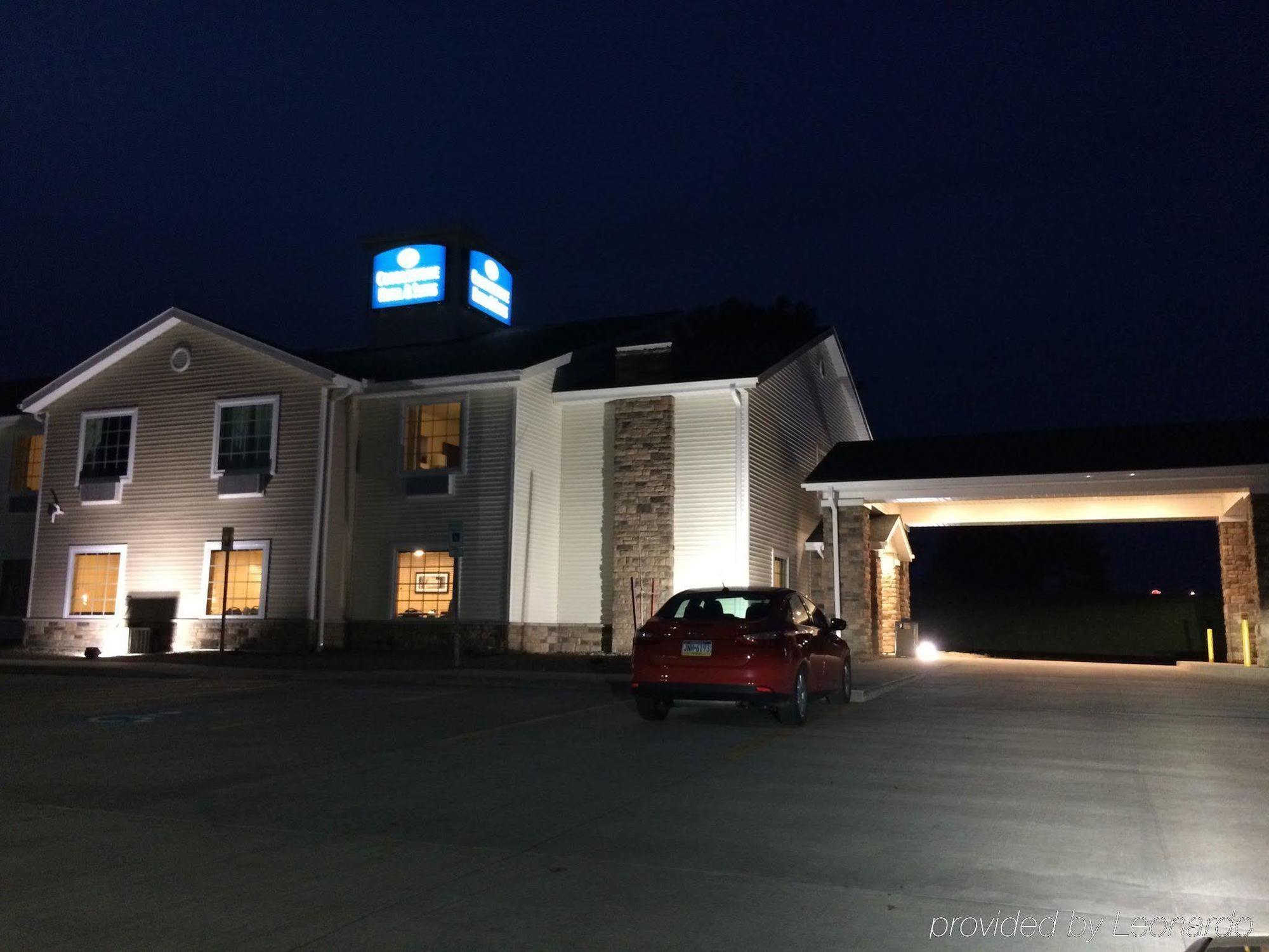 Cobblestone Hotel & Suites - Punxsutawney 외부 사진